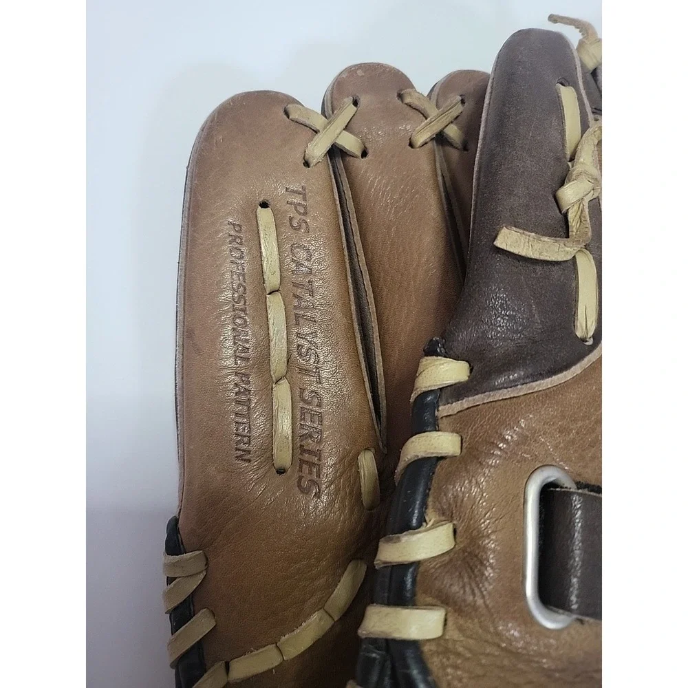 Louisville Slugger TPS Catalyst Series Baseball Softball Glove 12
